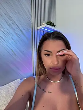 kirstievegas (F young) - Naked +spread leg wider😈🎁LT