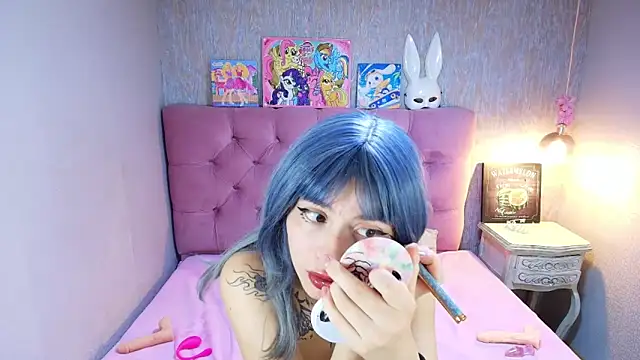 charlottemoonxz webcam