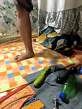 Hotty-Rani-Bhabi webcam