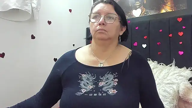 Evaaross_2345 webcam