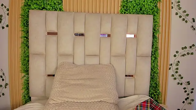 Kitty_Milk_nm webcam