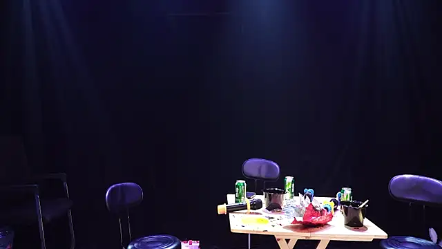 lookingboy-001 - LookingBoy-001's free webcam - UK Sex Cams