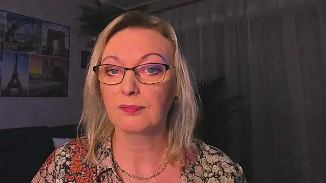 vanessa_chat - Vanessa_chat's free webcam - UK Sex Cams