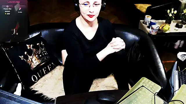 imperatriza - Imperatriza's free webcam - UK Sex Cams