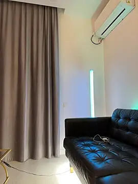 IsabellaEtthan's Stripchat show and profile