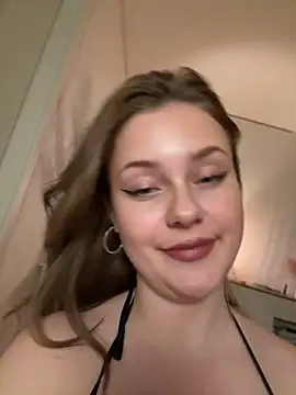 MaribelRiver's live cam