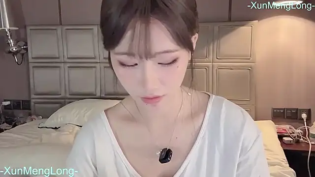 -XunMengLong- webcam