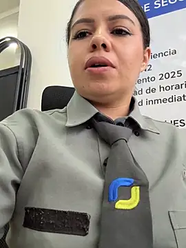 ariana-07 - Ariana-07's free webcam - UK Sex Cams