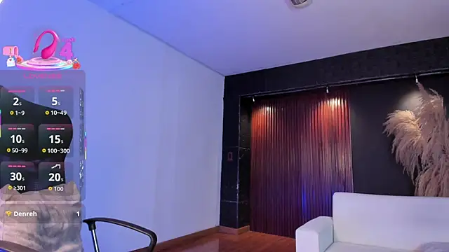 Saara_Corraless webcam