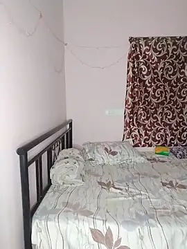 DesiSeductress webcam