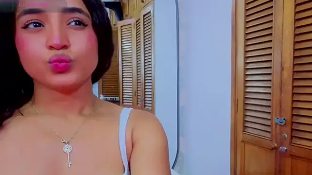 Emma_Thompssonn webcam