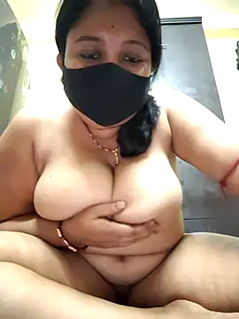 Curvy_Trisha webcam