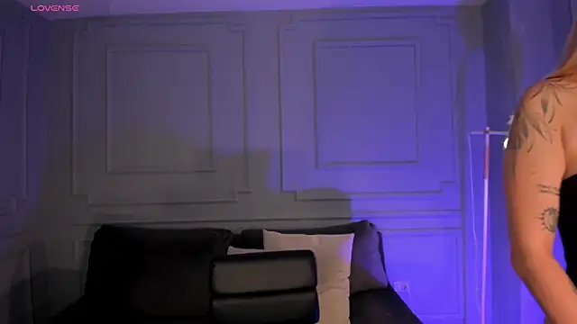 evebensonx - EveBensonX's free webcam - UK Sex Cams