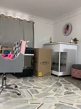 sweetsarabig22cm webcam