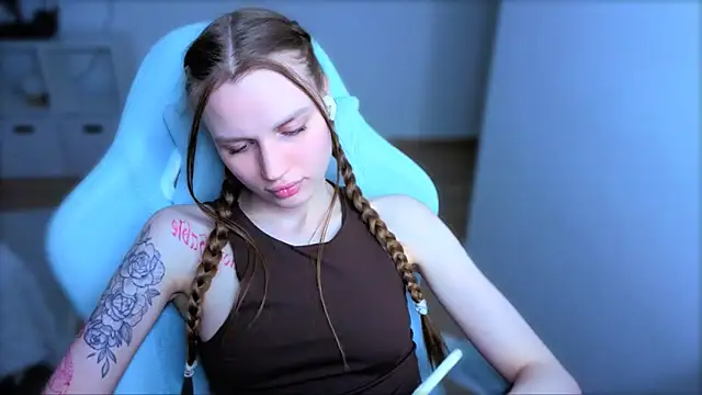 StellaLawless webcam