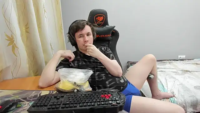 iliaskrislove webcam