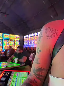 blondiluvsanal webcam