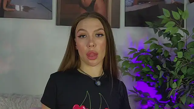 AlysonHuxley_ webcam