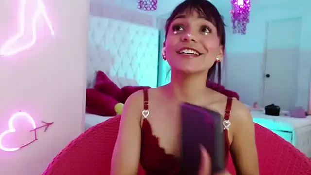 Kitty_madness webcam