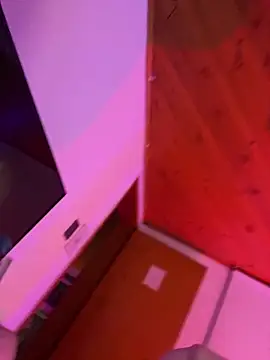 Maraia_pink18 webcam