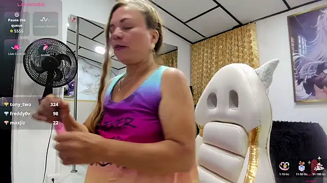 alicee__mature webcam