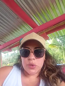 Nicoleefaith_ webcam