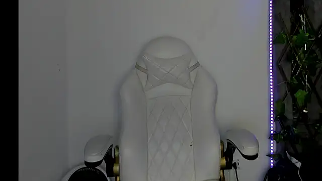 tatianasquirthot - Tatianasquirthot's free webcam - UK Sex Cams