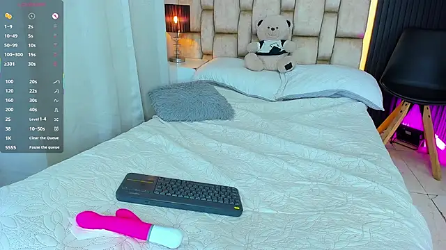 little_sophie18 webcam