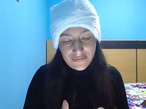 SarahFriendly webcam