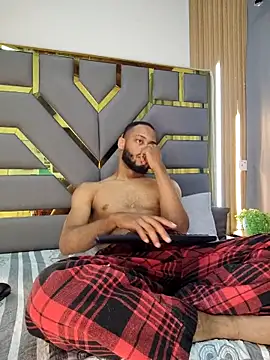 Oliver_bigblack_cock webcam