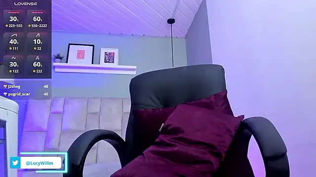 Lucy_Williiams webcam