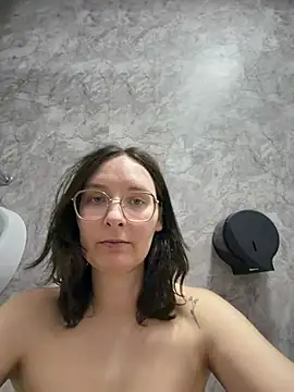 The_Snowwhitee live sex cam