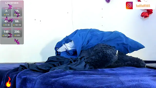 MatchedEyebrow live sex cam