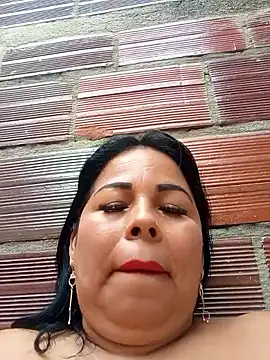 mother-big-tits (F milf) - Oil on my body