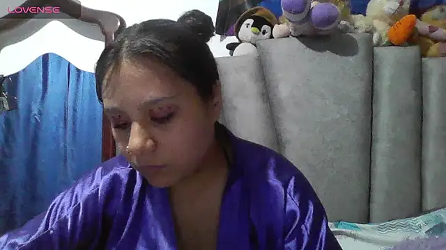 charis_21 - Charis_21's free webcam - UK Sex Cams