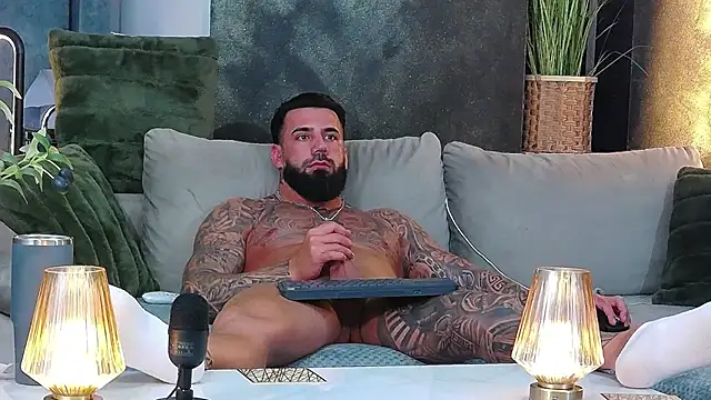 masterkingofmusclee webcam