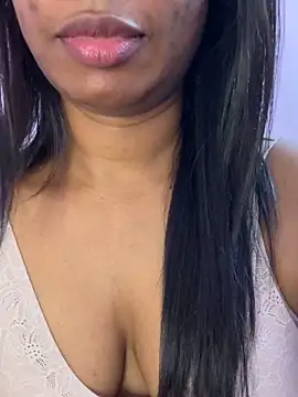 tamil_Aarathi webcam