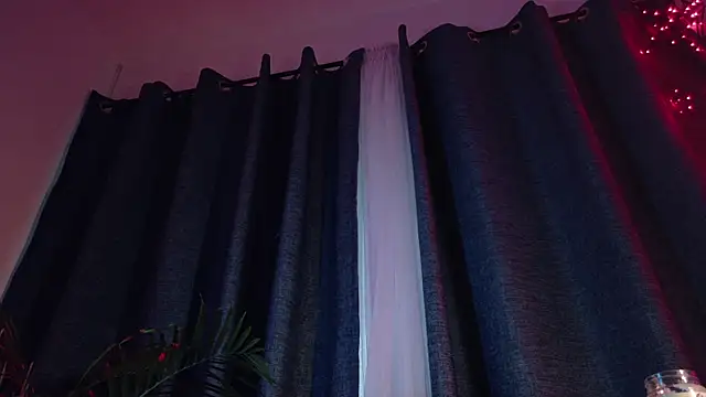 grayce__blossoms webcam