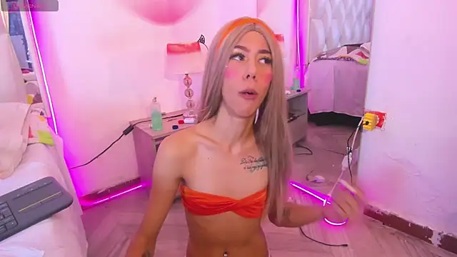 Darlyn_tenderhot__ webcam