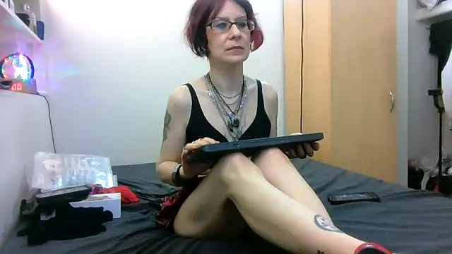 empress_lilith - Empress_Lilith's free webcam - UK Sex Cams