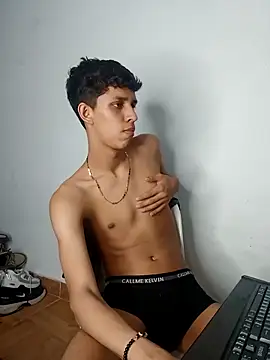 Alayn_sexy_ayes webcam