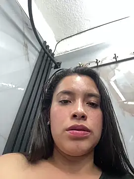 Miss_Bella_Flame webcam