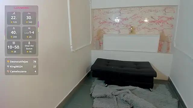 ninablaze1 - Ninablaze1's free webcam - UK Sex Cams