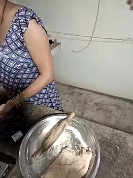 Savita_bhabhi_enjoy webcam