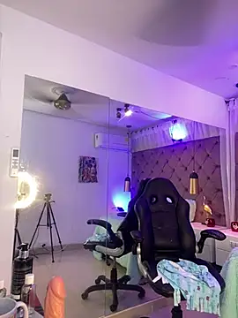 auri__ - Auri__'s free webcam - UK Sex Cams