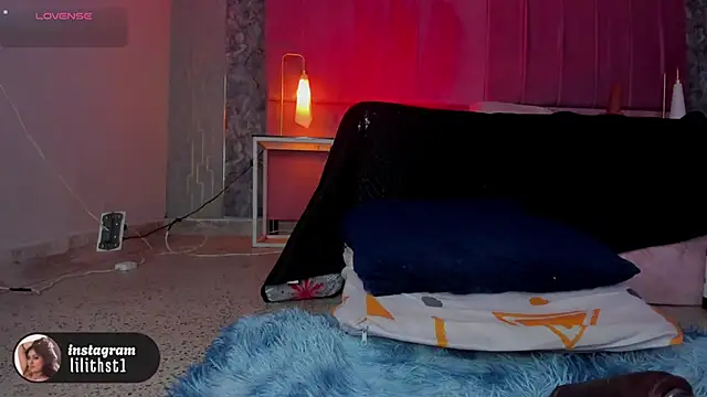 lilithst_ webcam