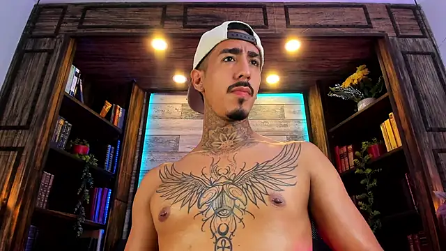 Donovan_Desmond webcam