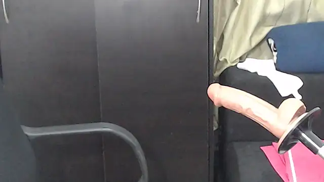 perlahotboobs webcam