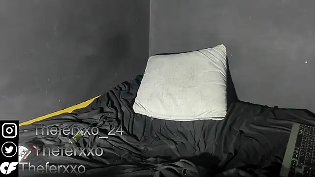 Theferxxo_12 webcam