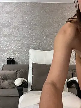 LillySquirtShot webcam